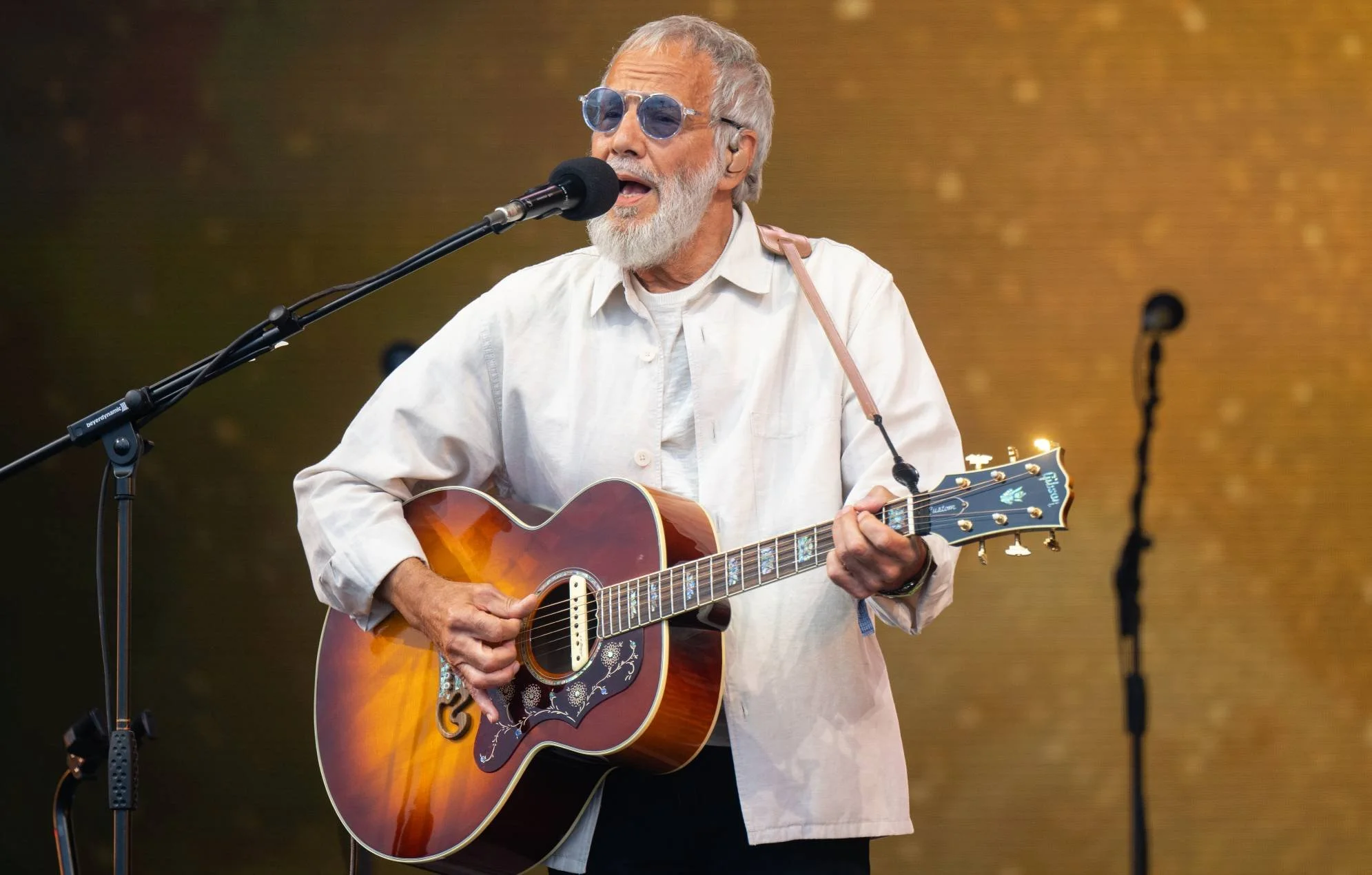 Cat Stevens performing at Glastonbury
